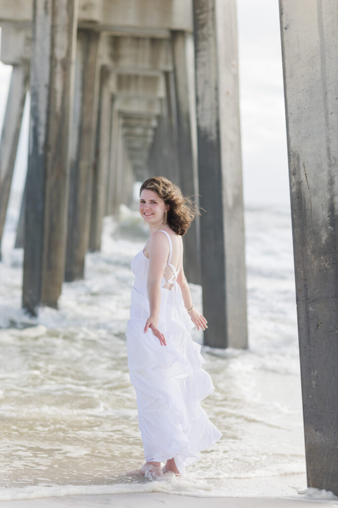 pier senior girl portrait